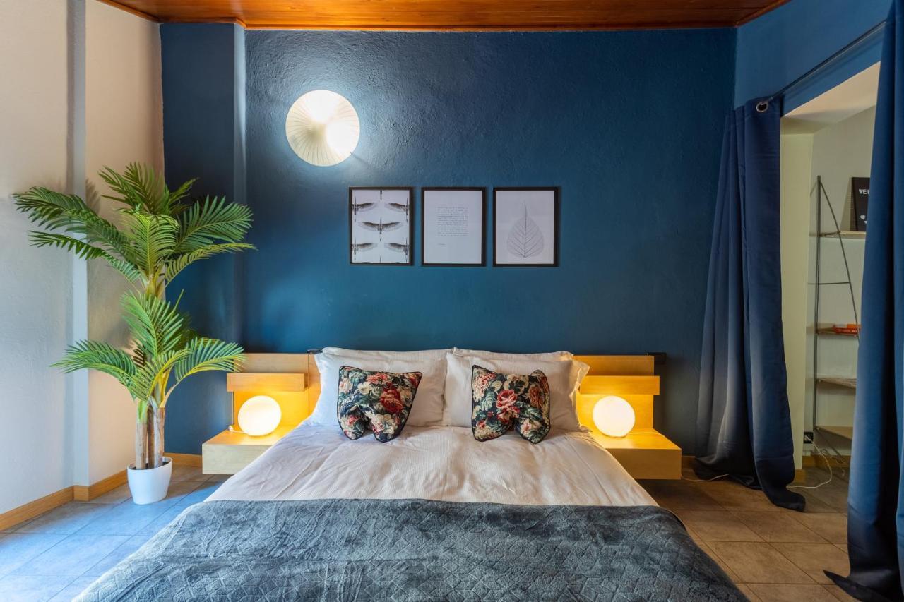 Blue Attic - Historical Como City Center By Rent All كومو المظهر الخارجي الصورة